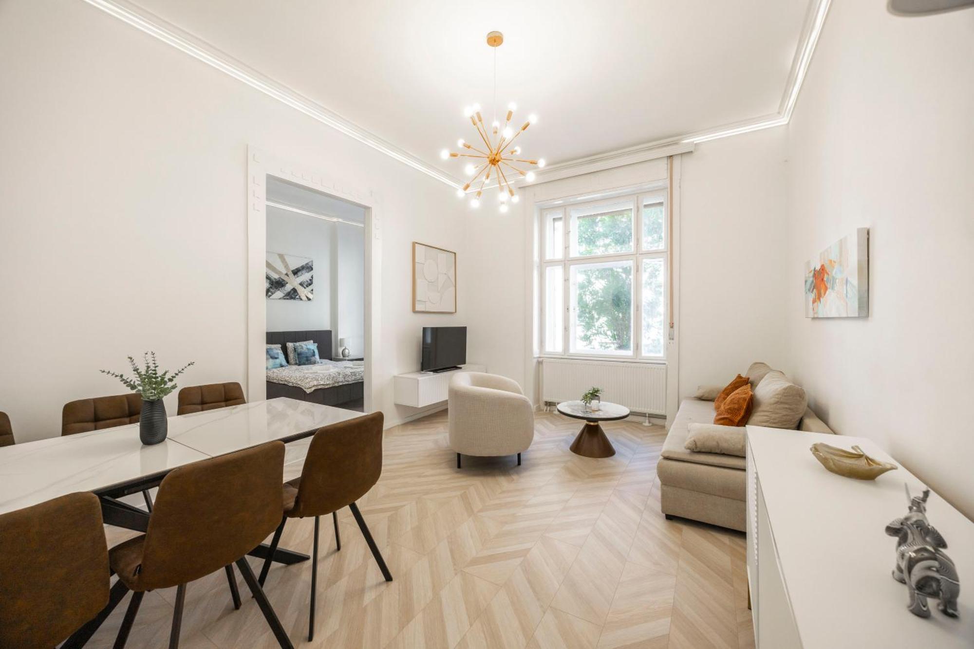 Classy & Cozy Dream In The Center Of *